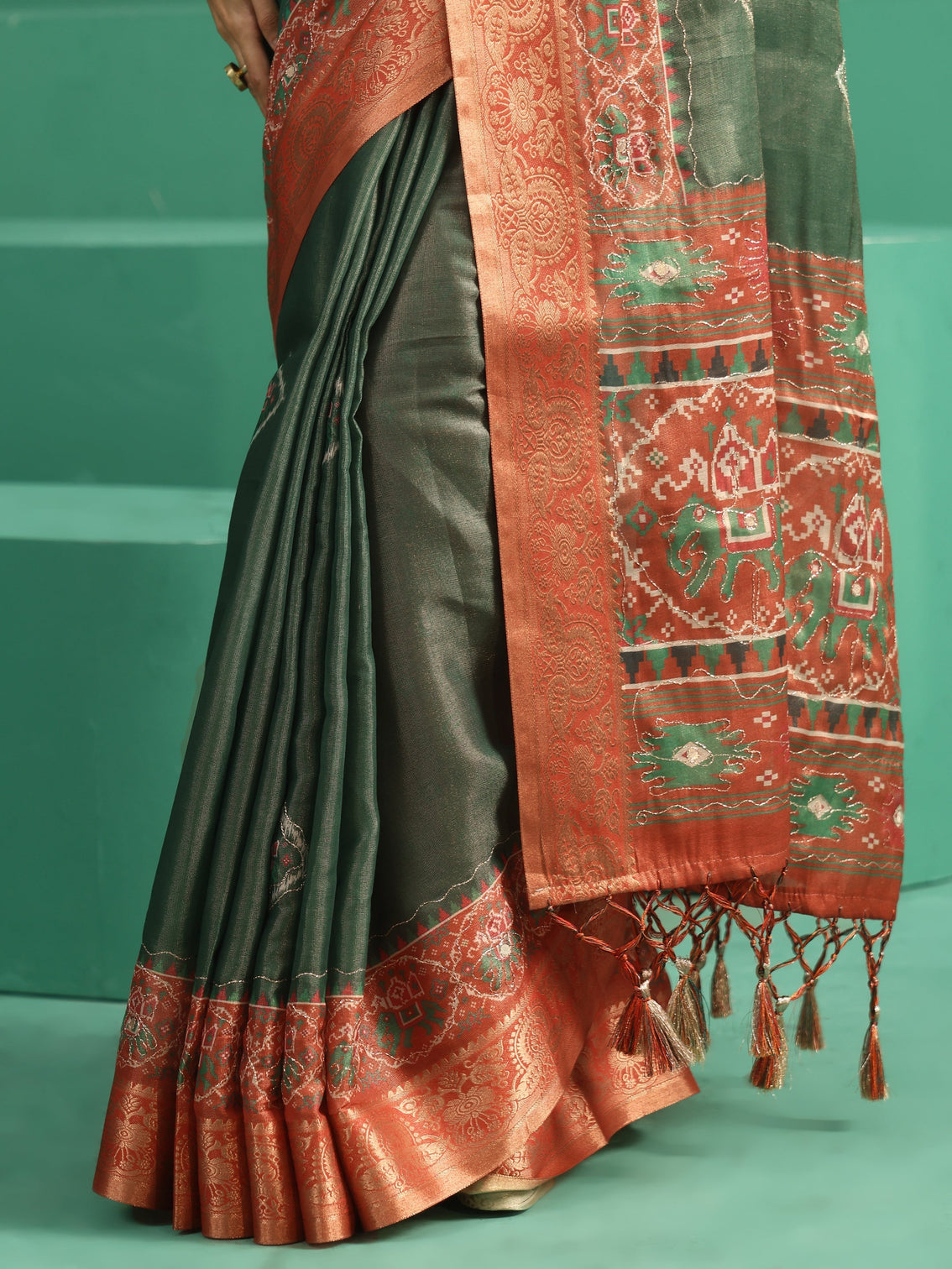 Mameraa Forest Green Silk Blend Saree with Patola Border