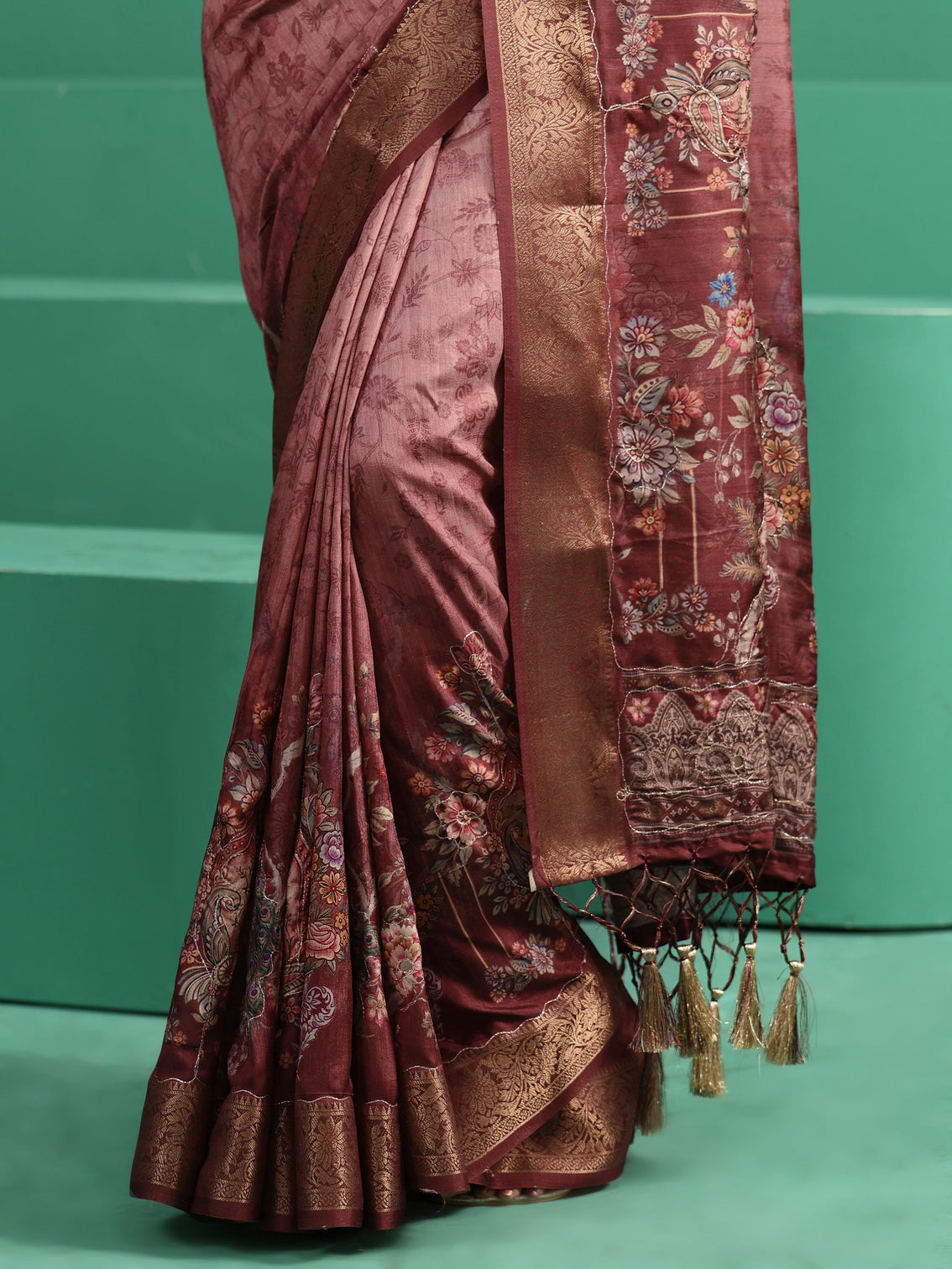 Mameraa Mauve Floral Printed Silk Blend Saree with Woven Design Border