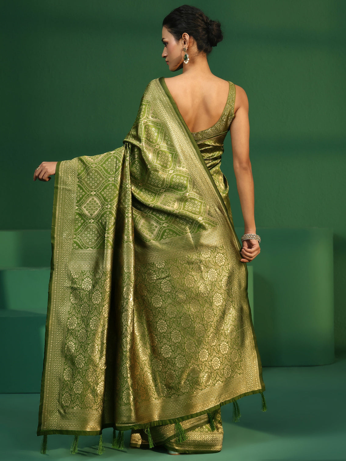 Mameraa Leaf Green Brocade Saree
