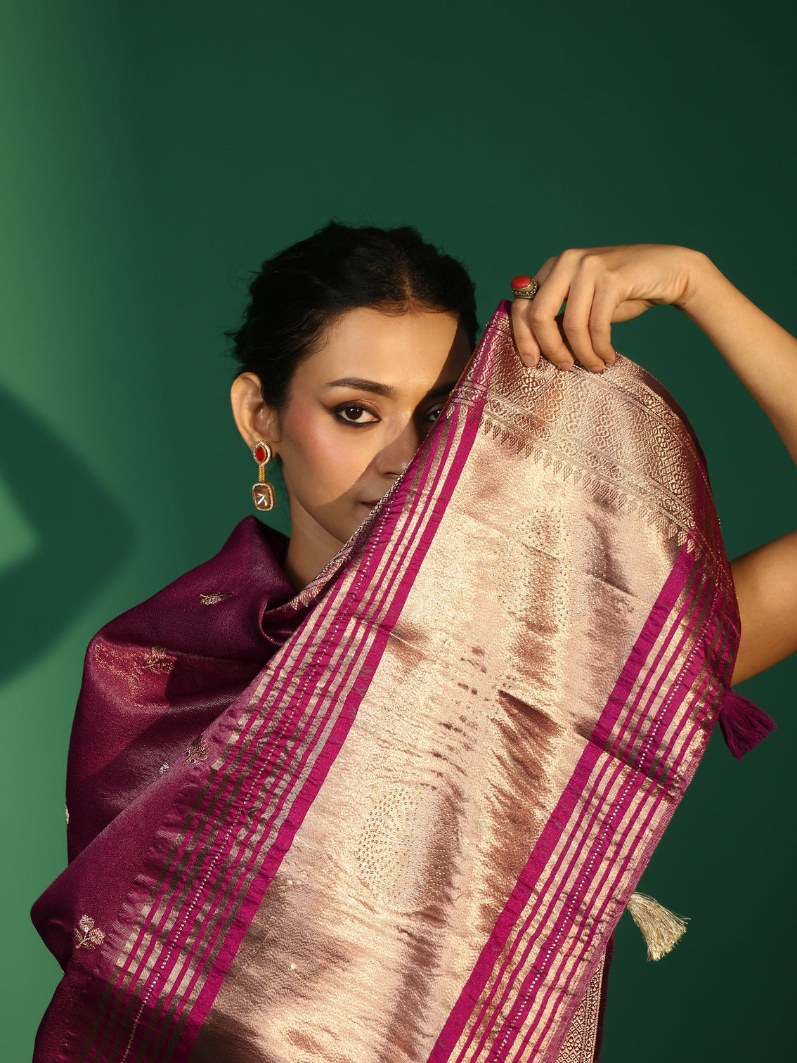 Mameraa Rose Pink Floral Embroidered Tissue Saree