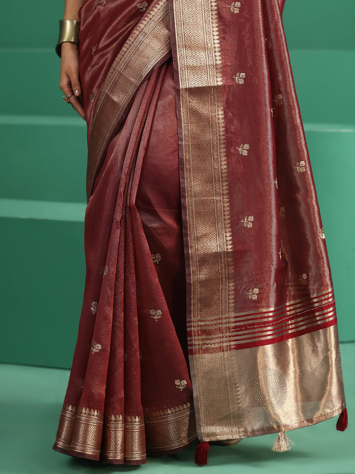 Mameraa Maroon Floral Embroidered Tissue Saree