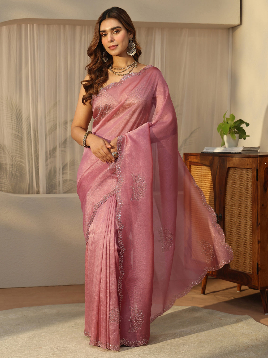 Mameraa Dusty Pink Embellished Organza Saree with Scalloped Border