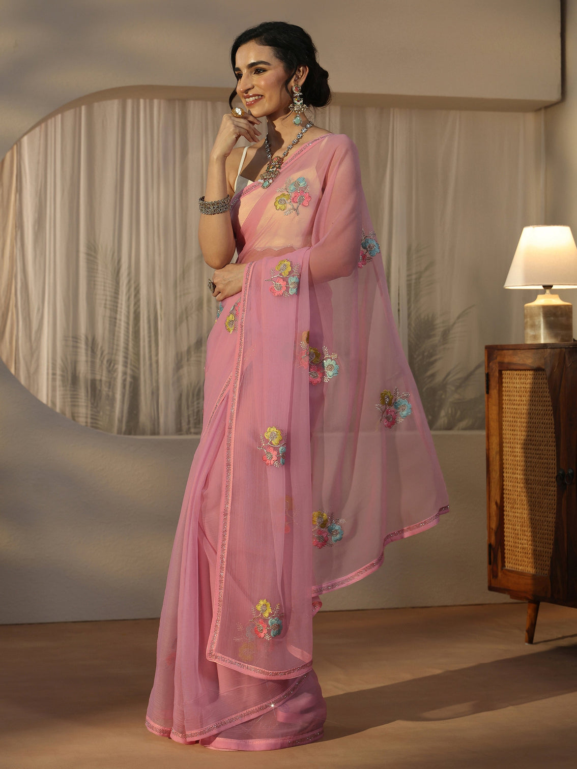 Mameraa Pink Floral Embroidered Chiffon Saree