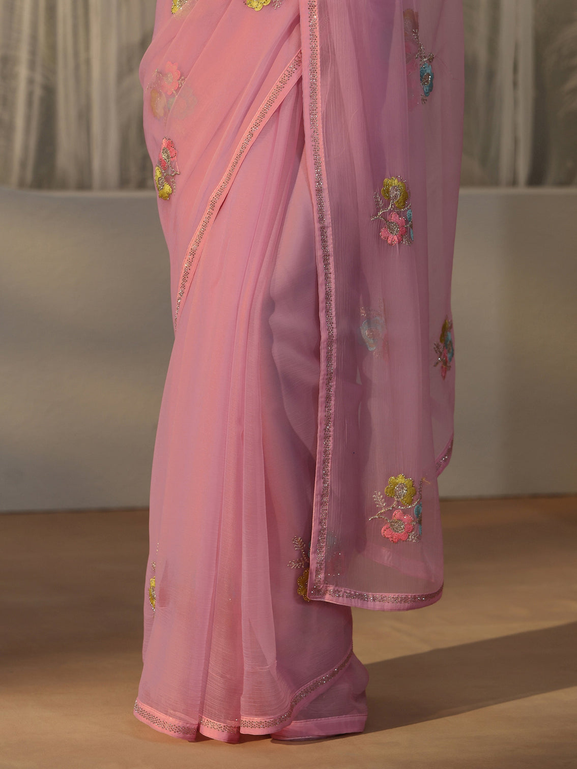Mameraa Pink Floral Embroidered Chiffon Saree