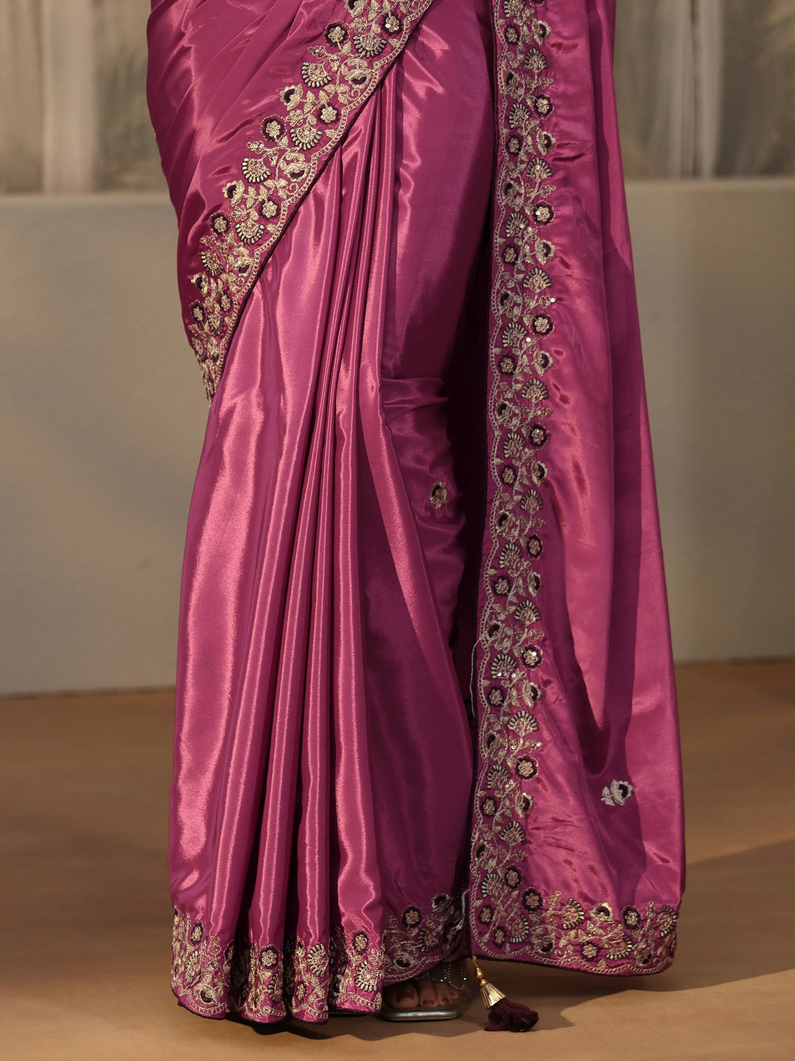 Mameraa Mauve Floral Embroidered Satin Saree