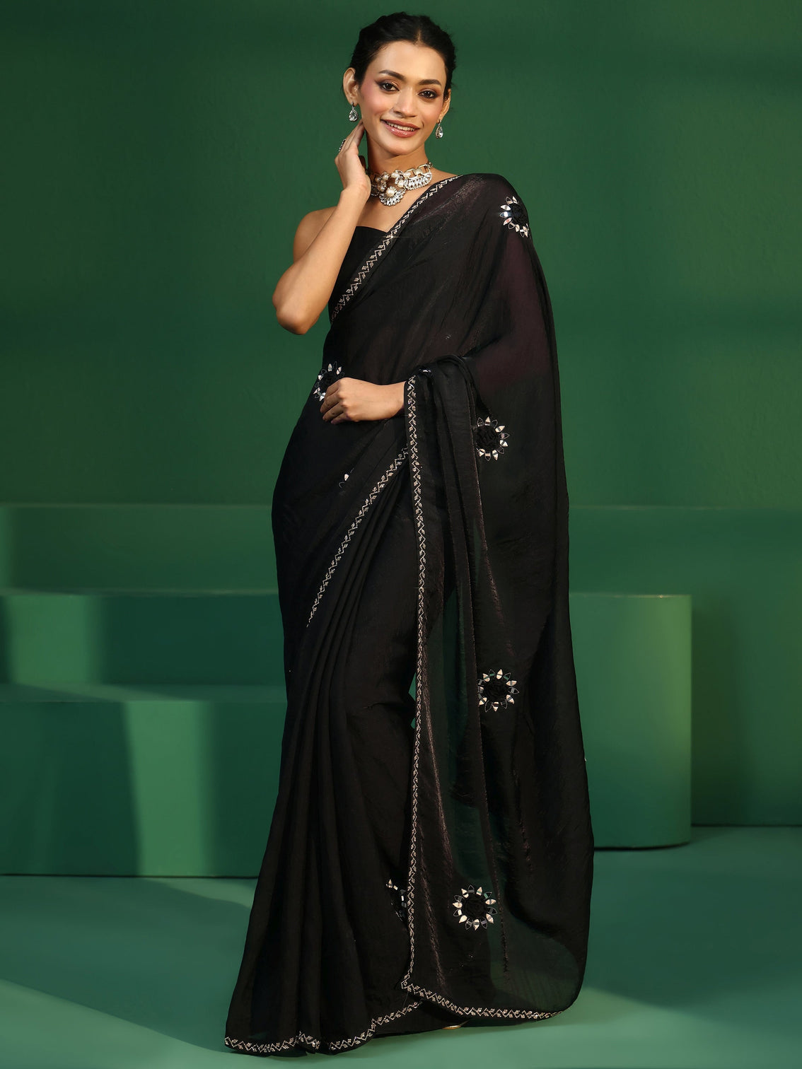 Mameraa Black Floral Mirror Work Embellished Tissue Saree