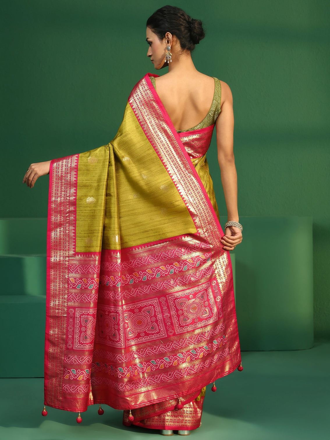 Mameraa Fern Green Printed Silk Blend Saree