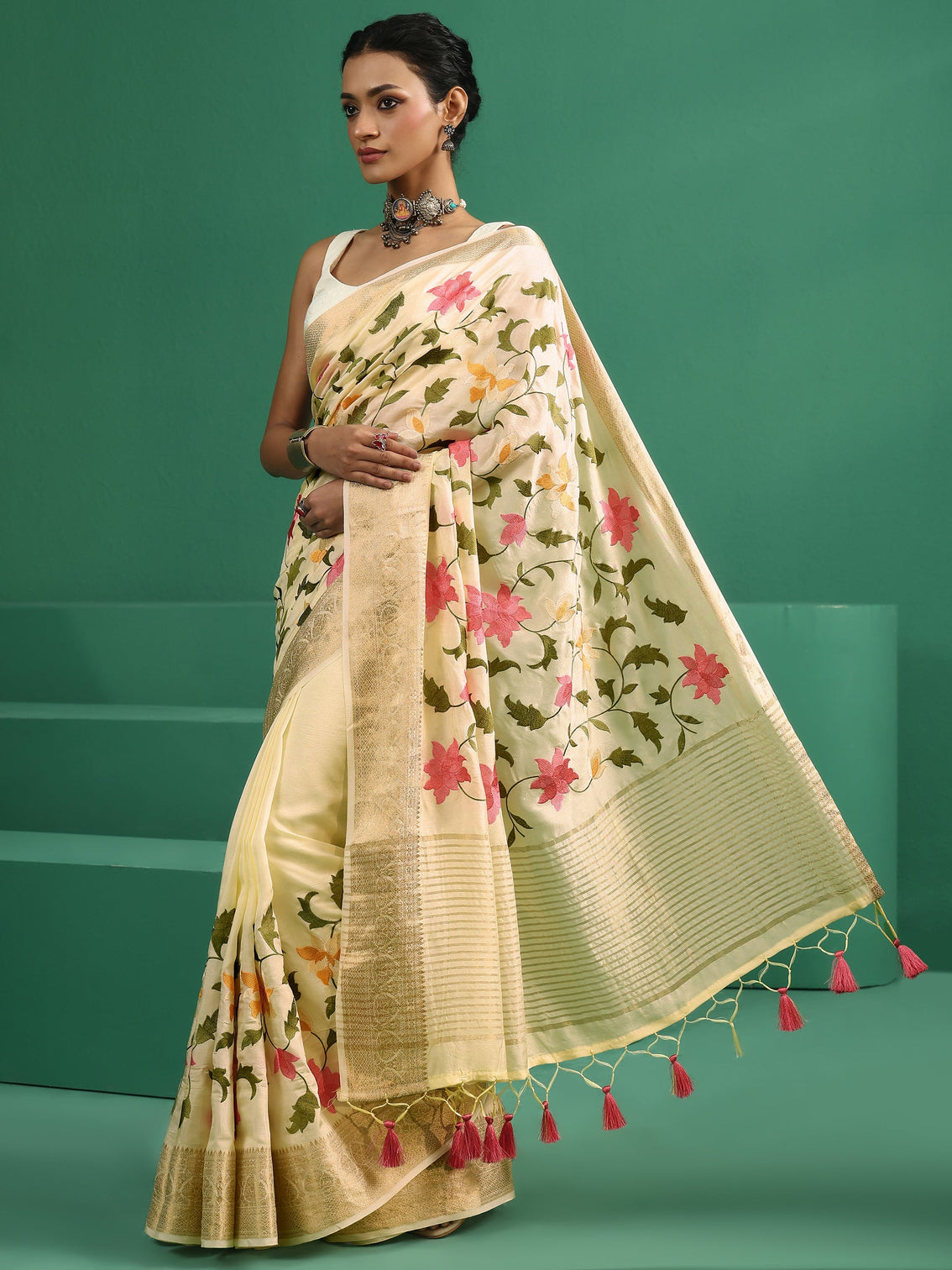 Mameraa Art Off White Floral Embroidered Silk Blend Saree with Woven Border