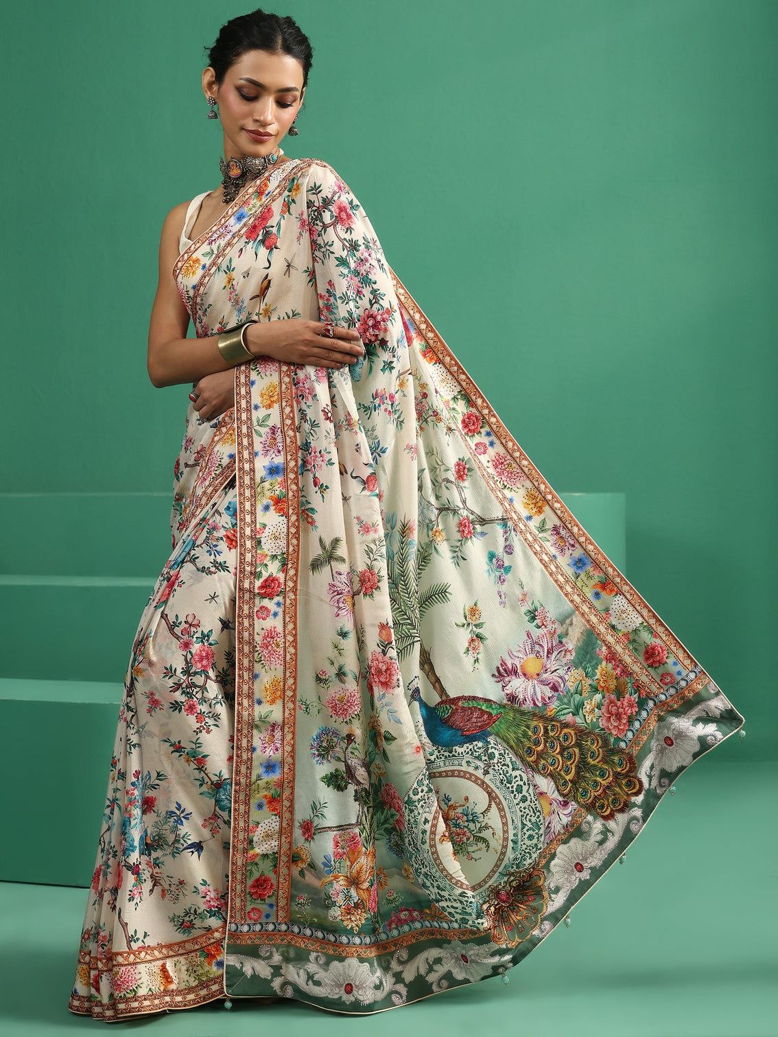 Mameraa Art Multicolour Floral Printed Chiffon Saree