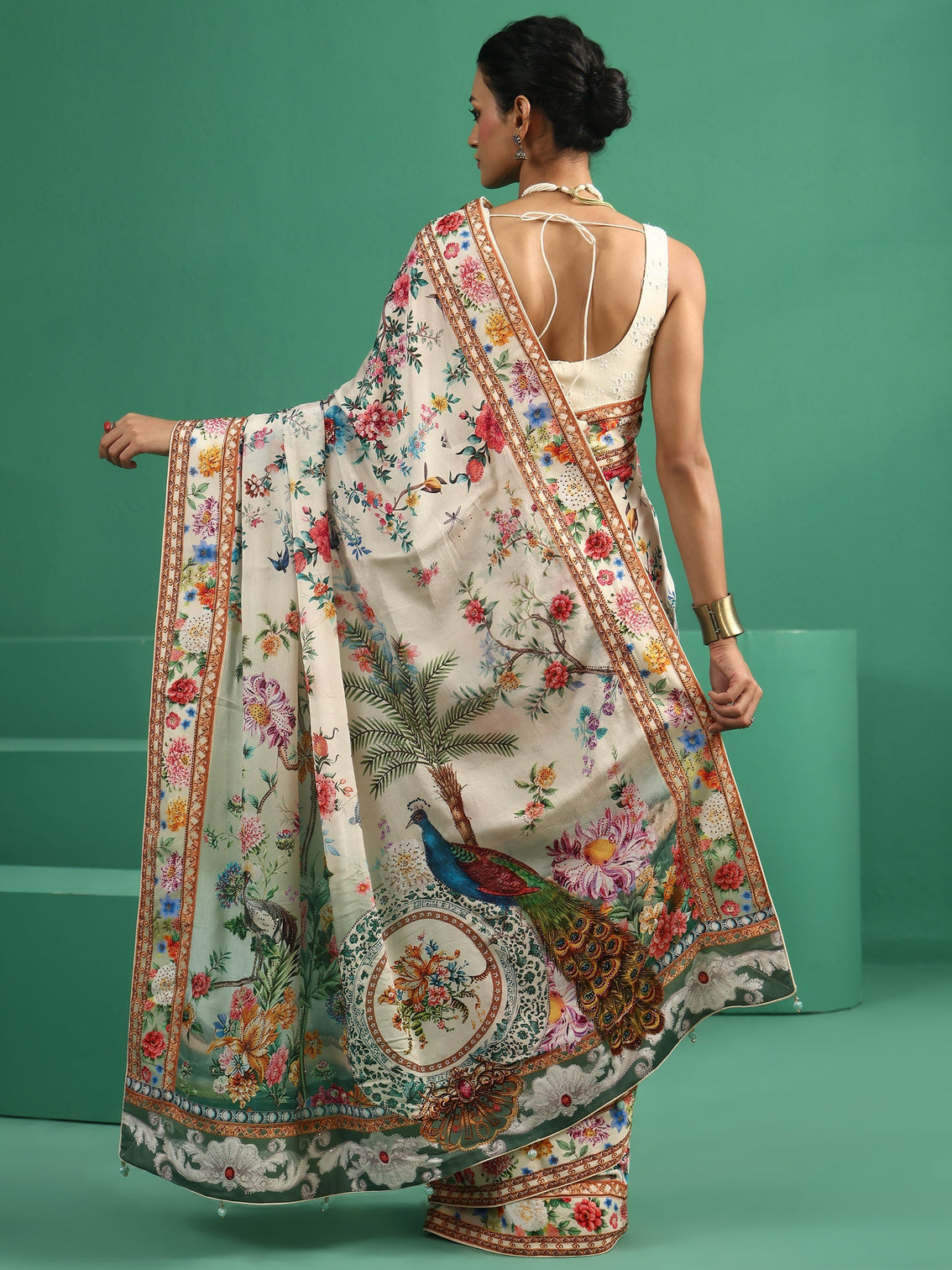 Mameraa Art Multicolour Floral Printed Chiffon Saree