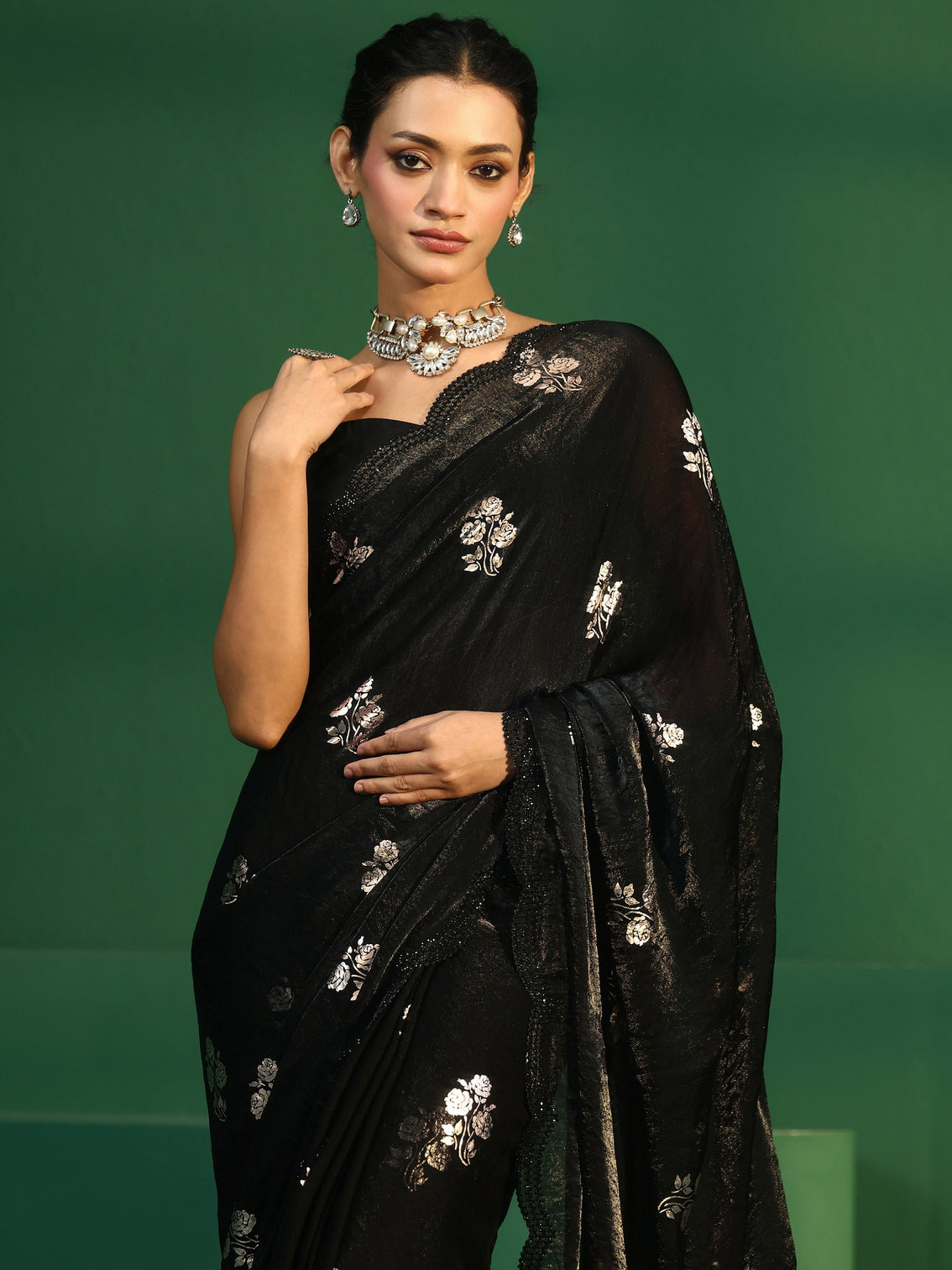 Mameraa Black Floral Foil Printed Tissue Saree