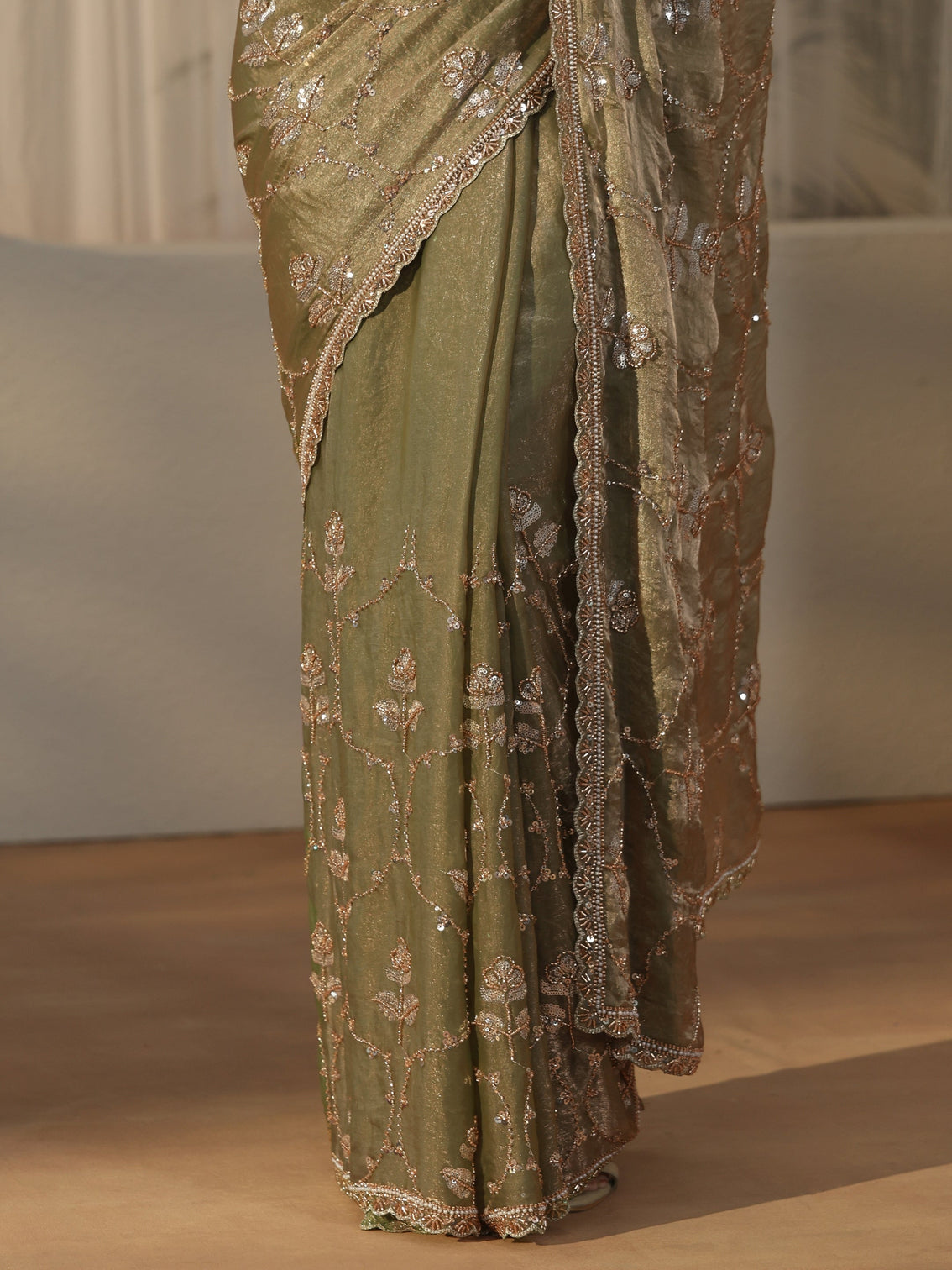Mameraa Green Floral Embellished Tissue Saree