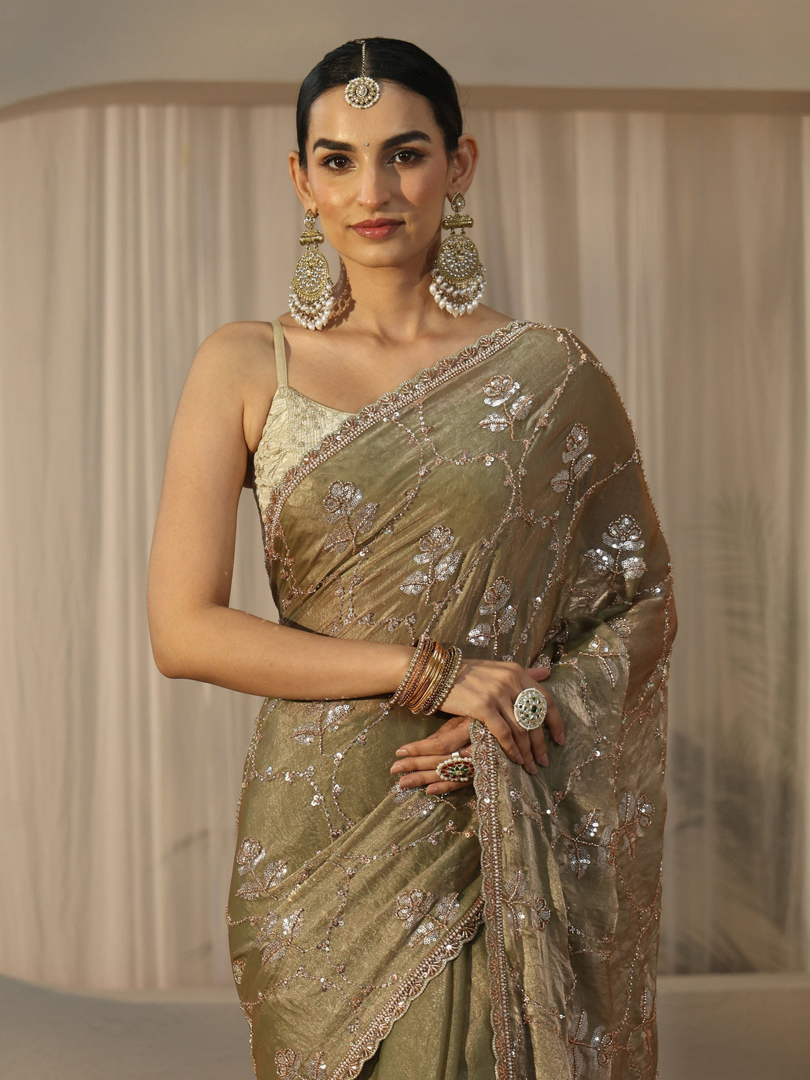 Mameraa Green Floral Embellished Tissue Saree