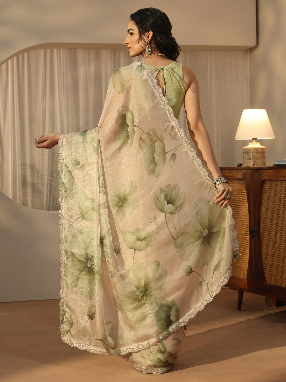 Mameraa Green Floral Printed Tissue Saree