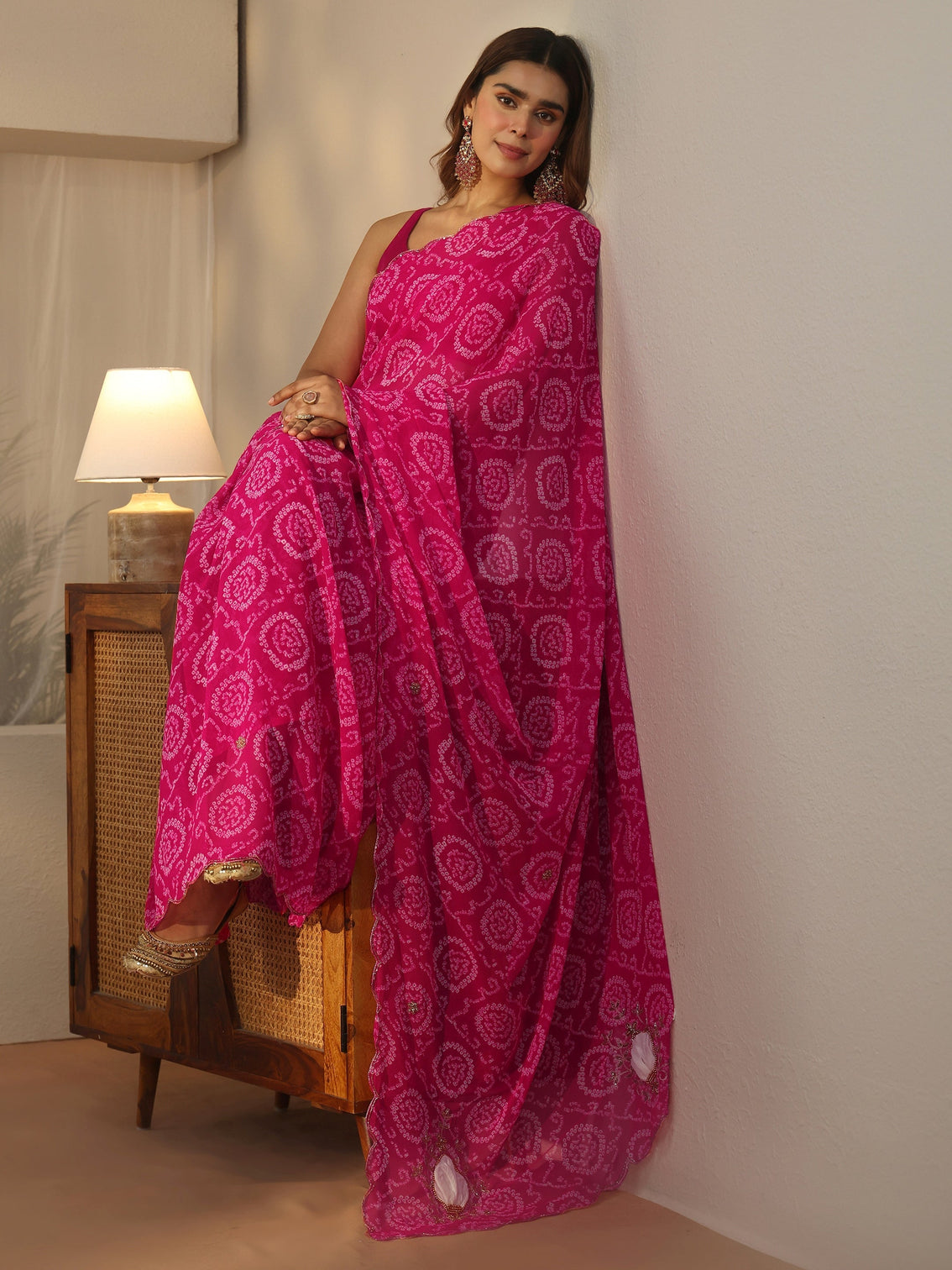 Mameraa Pink Bandhani Print Chiffon Saree with Applique Design
