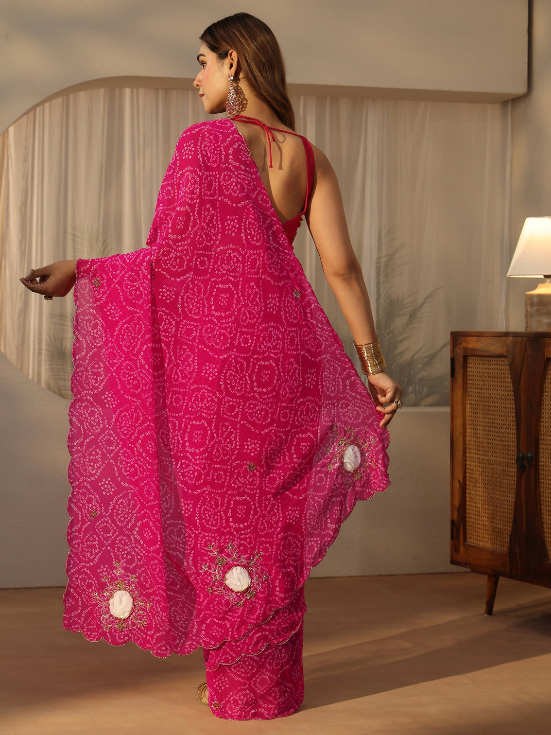 Mameraa Magenta Pink Bandhani Printed Chiffon Saree with Applique Design