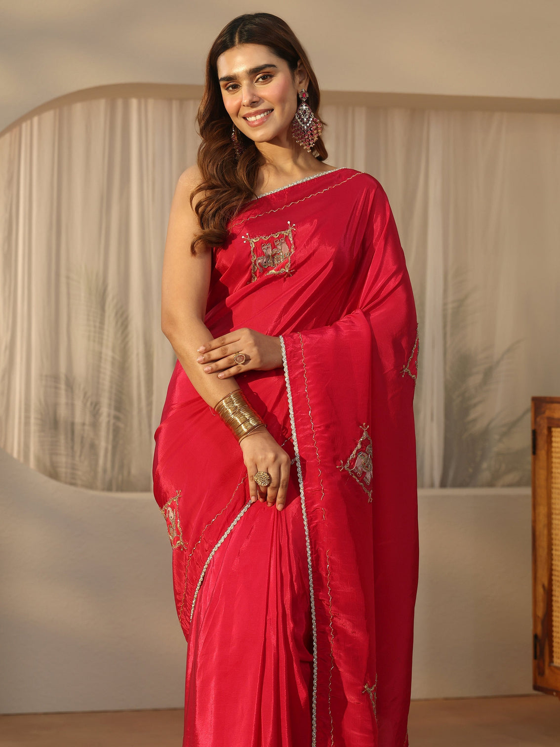 Mameraa Pink Animal Embroidered Saree