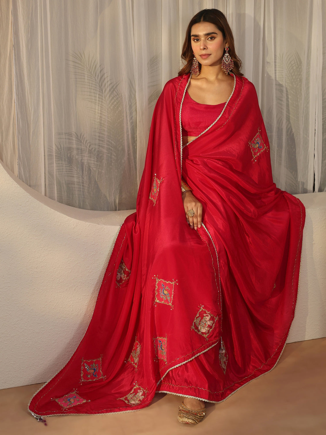 Mameraa Pink Animal Embroidered Saree