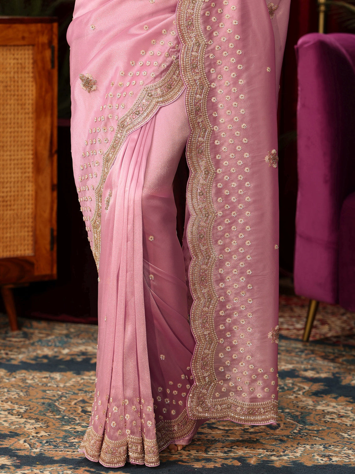 Mameraa Art Pink Floral Embroidered Tissue Saree