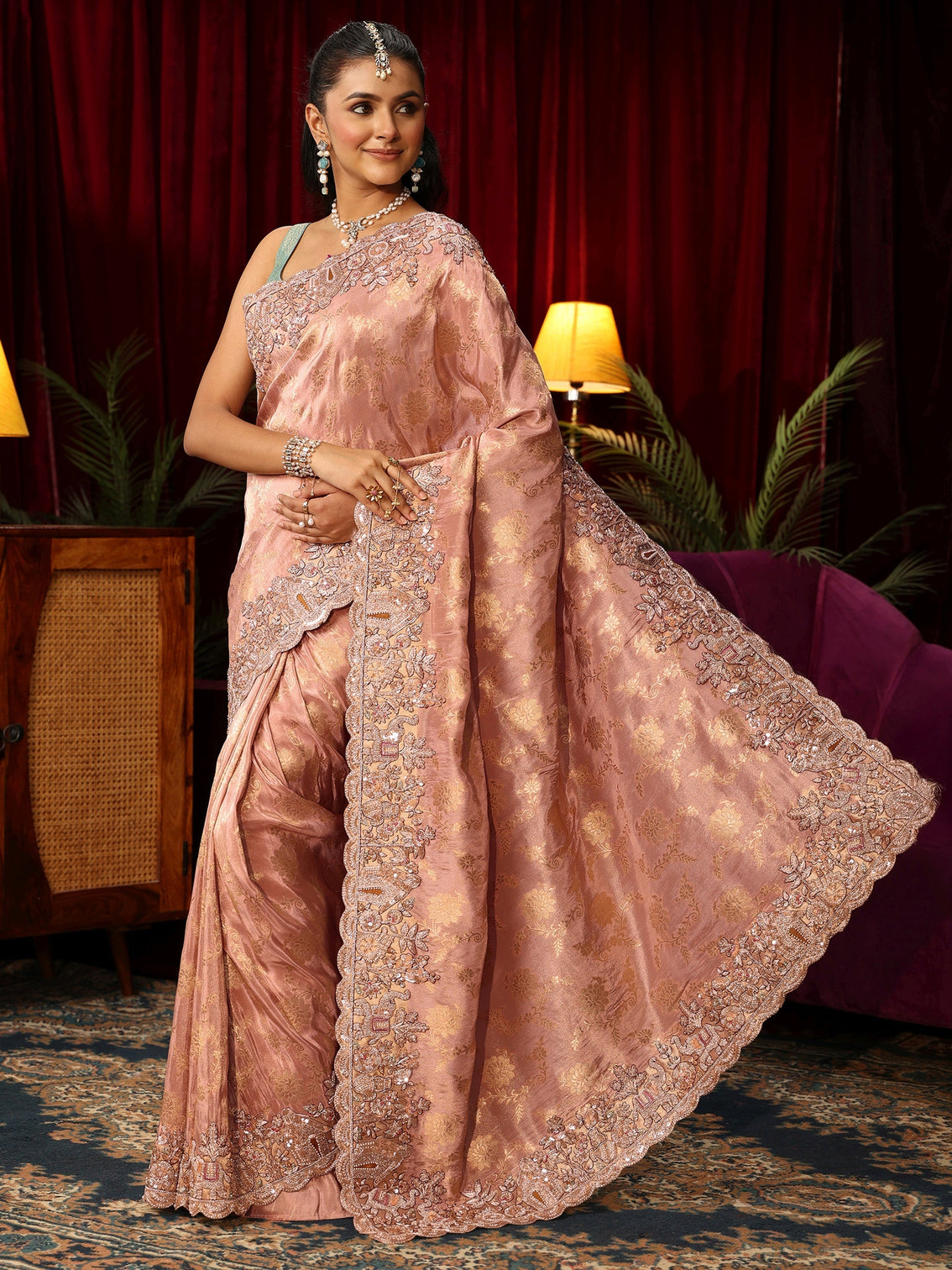Mameraa Art Pink Floral Woven Design Tissue Saree