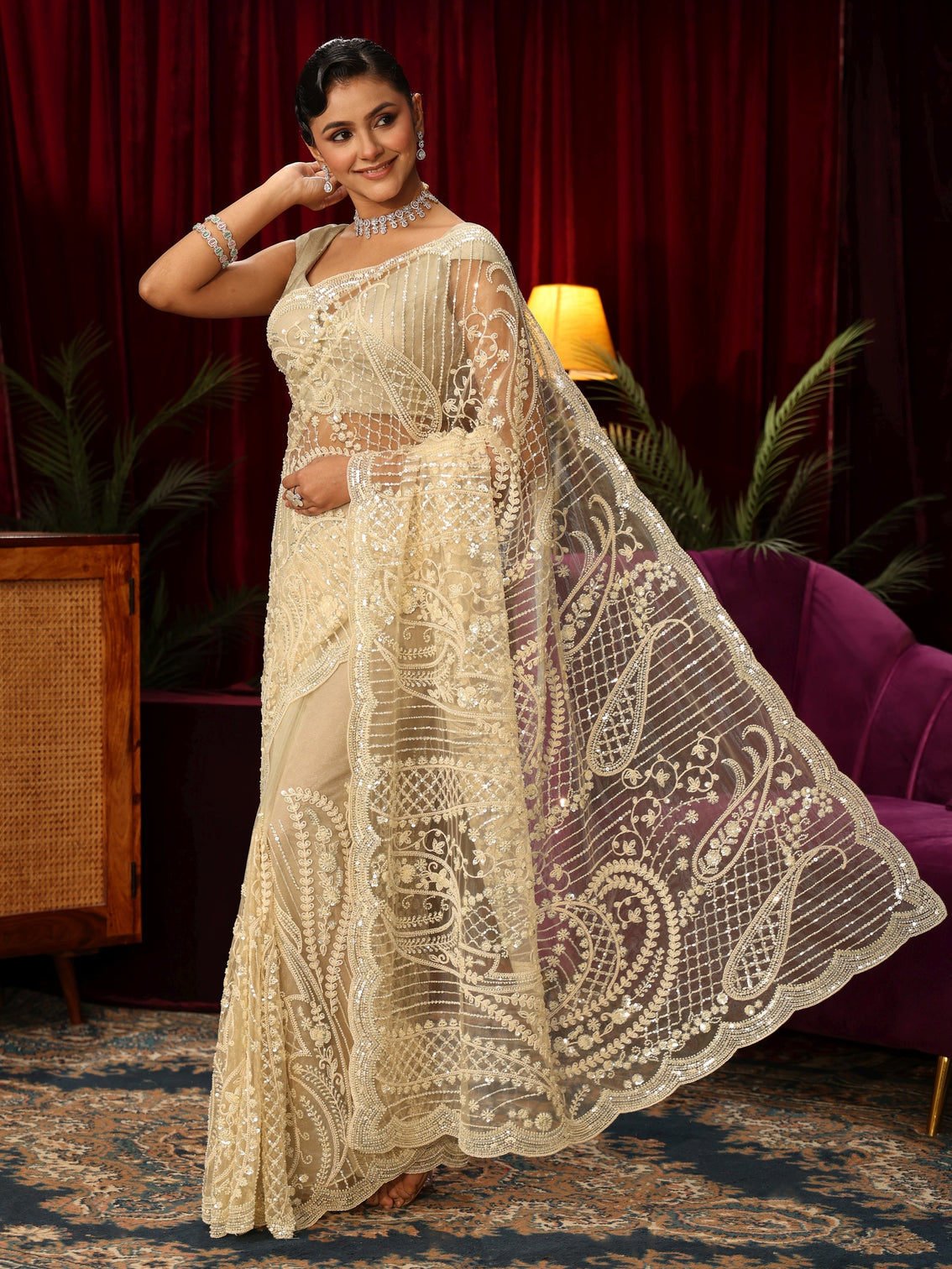 Mameraa Art Off White Floral Sequin Embellished Net Saree