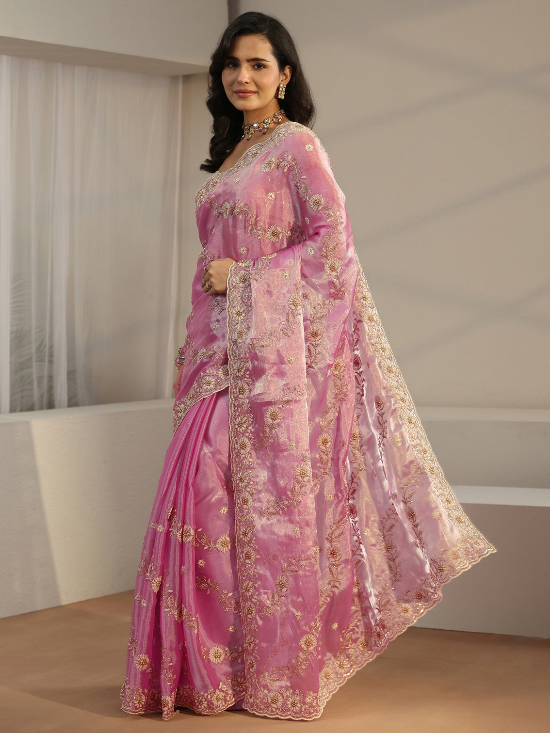 Mameraa Pink Floral Embroidered Tissue Saree