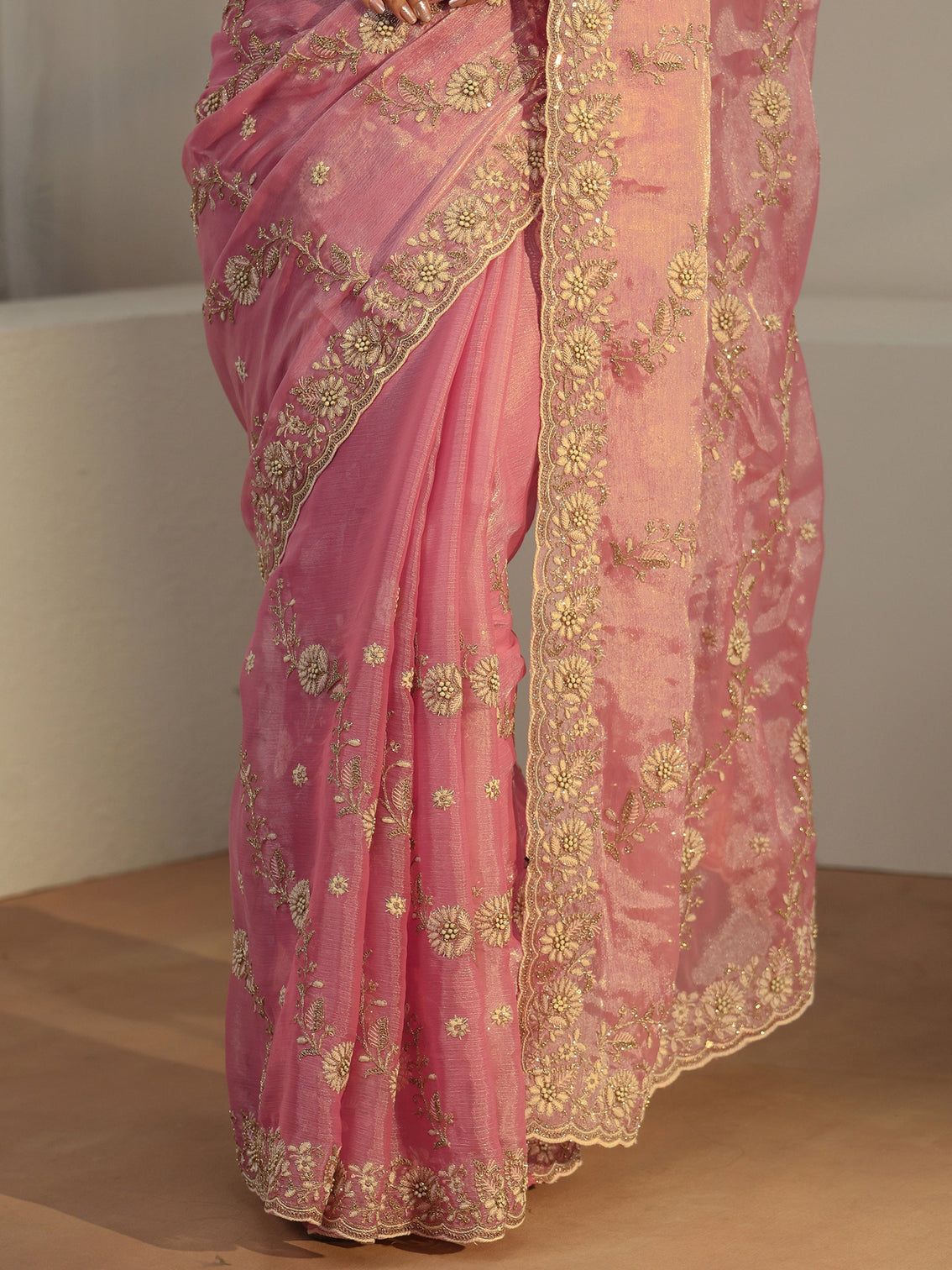 Mameraa Dusty Pink Floral Embroidered Tissue Saree
