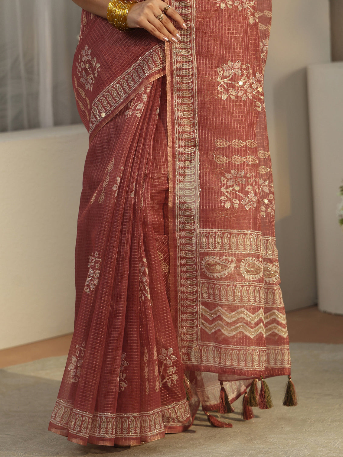 Mameraa Mauve Floral Printed Silk Blend Saree