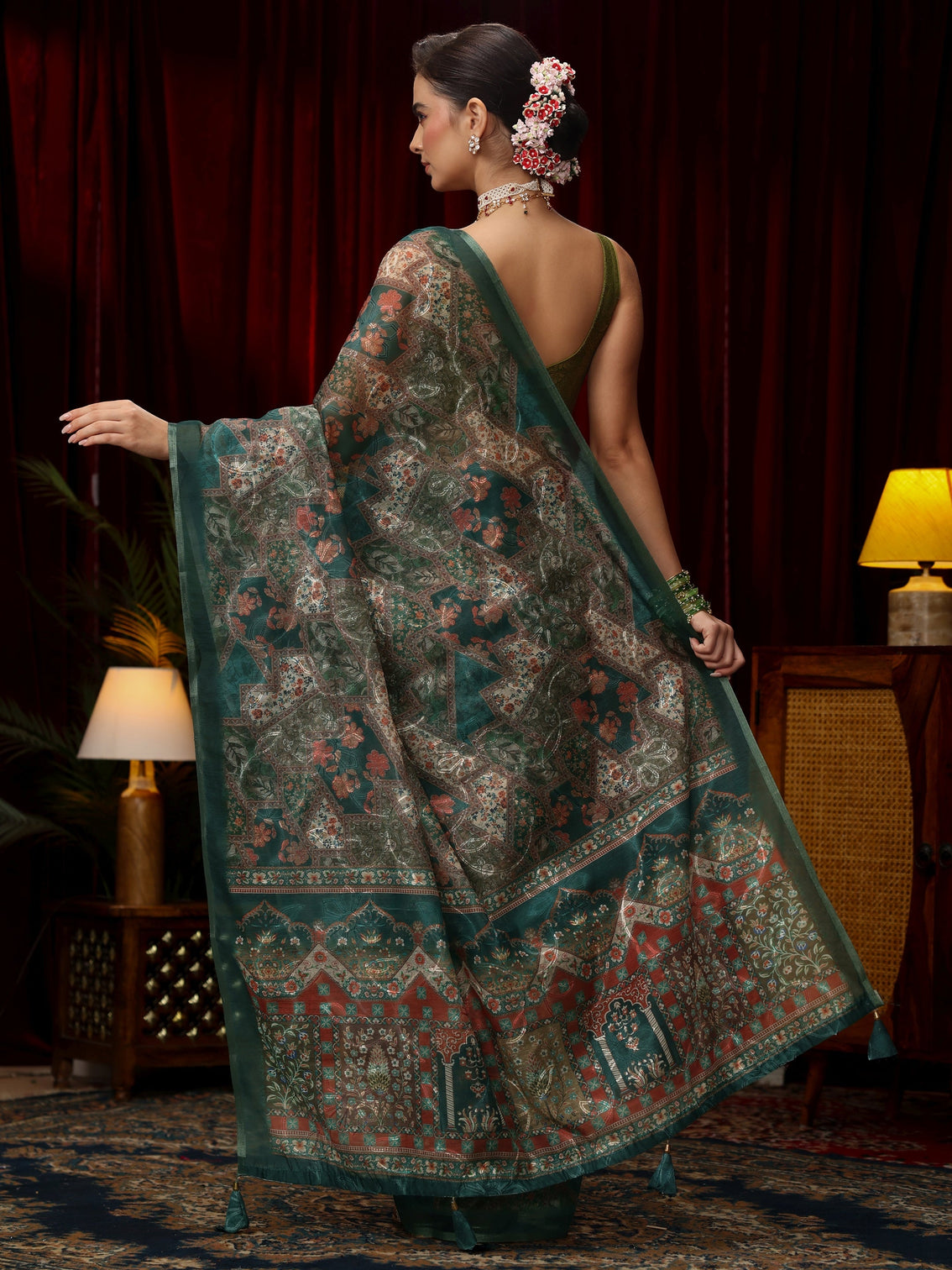 Mameraa Green Floral Printed Silk Blend Saree