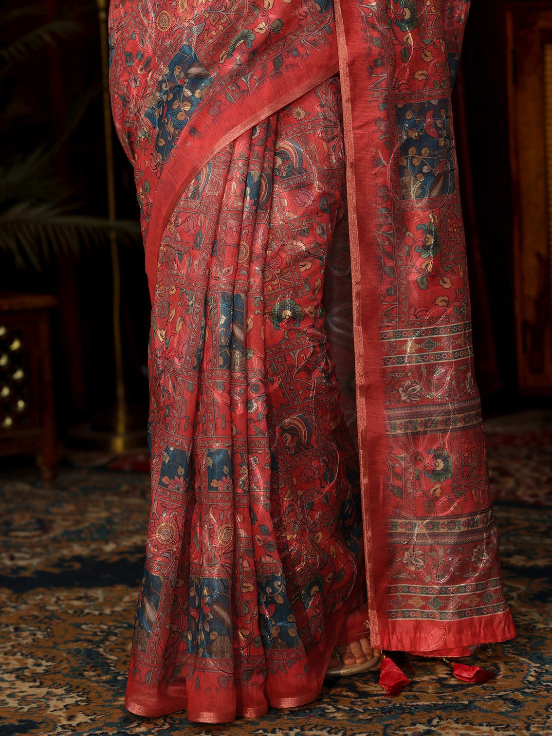 Mameraa Red Floral Printed Silk Blend Saree