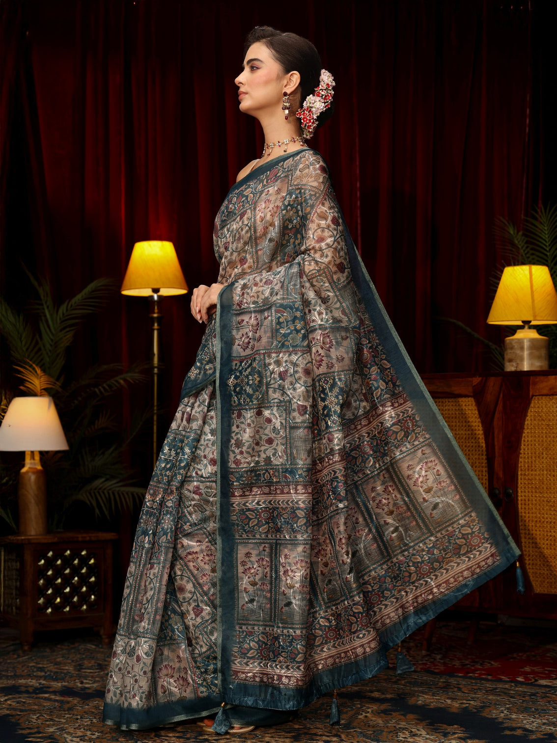 Mameraa Blue Floral Embroidered Silk Blend Saree