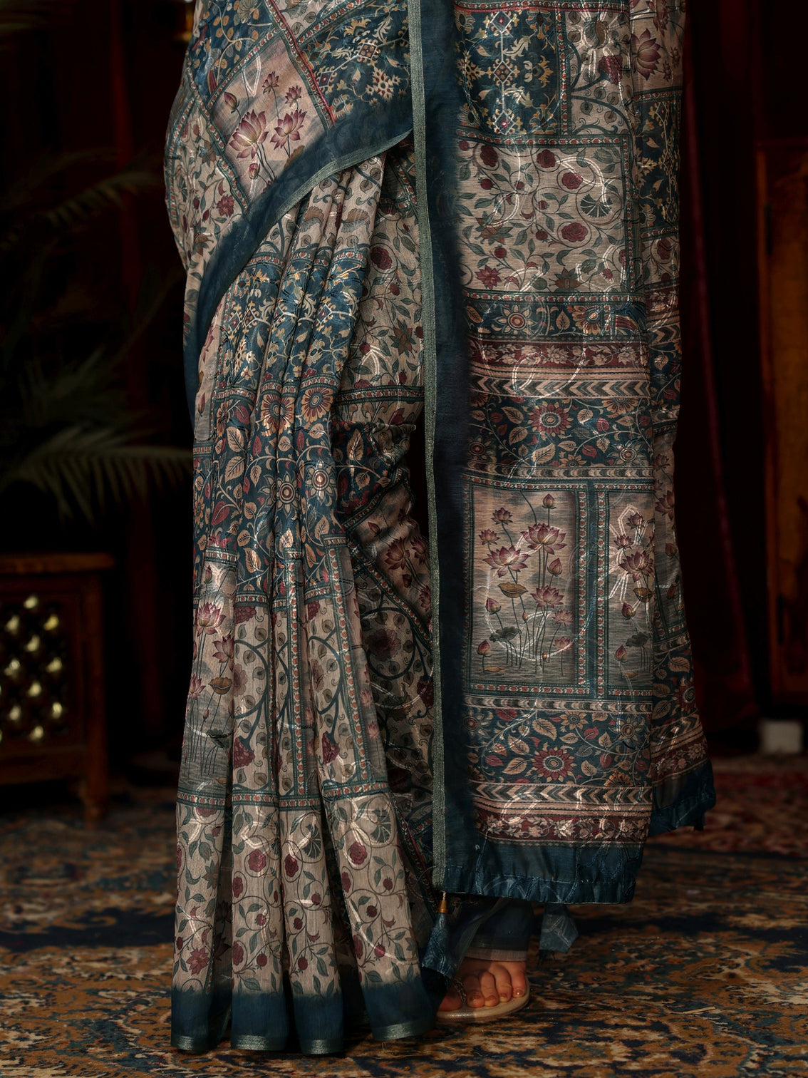 Mameraa Blue Floral Embroidered Silk Blend Saree