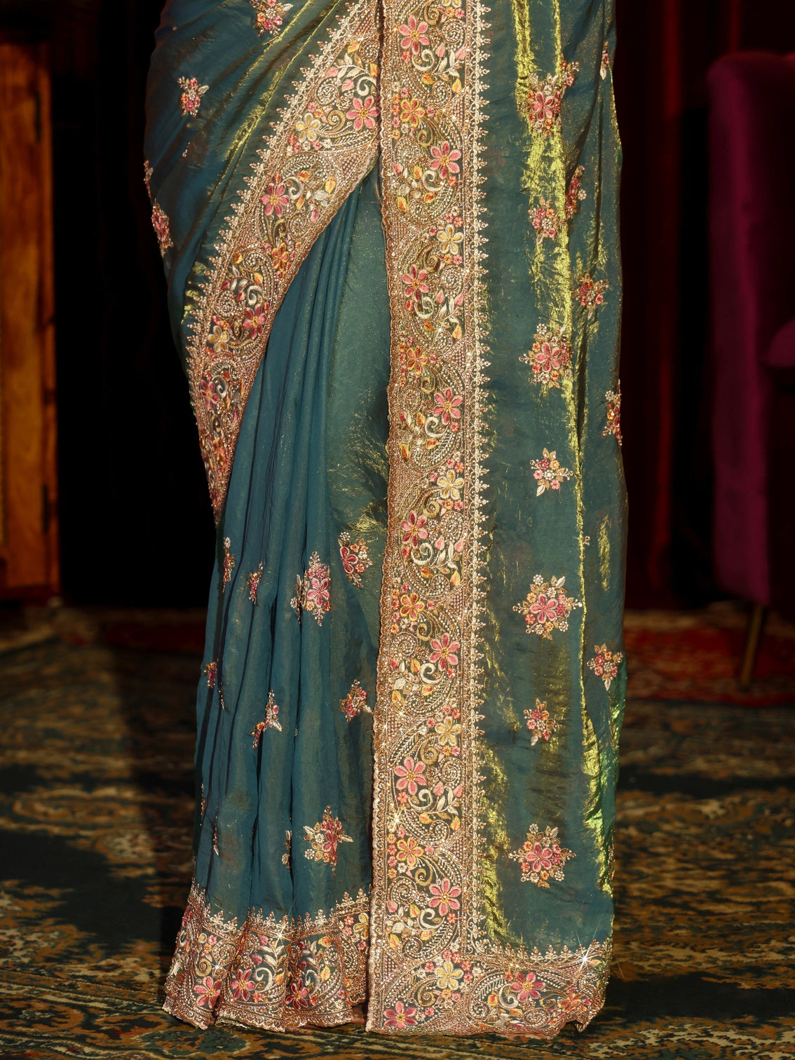 Mameraa Art Green Floral Embroidered Tissue Saree