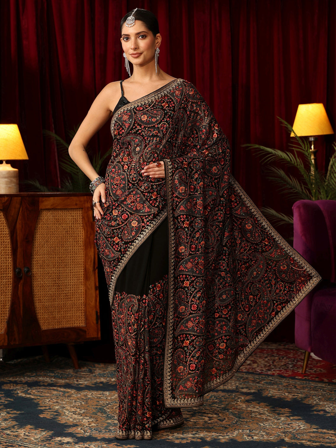 Mameraa Art Black Paisley Embroidered Georgette Saree