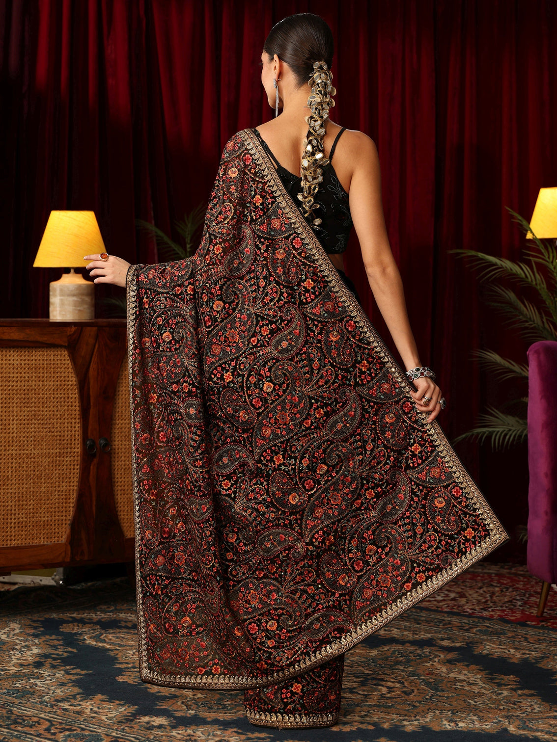 Mameraa Art Black Paisley Embroidered Georgette Saree
