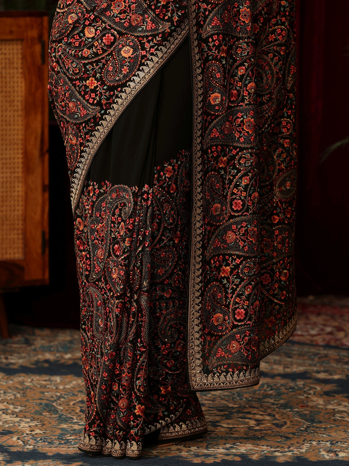 Mameraa Art Black Paisley Embroidered Georgette Saree