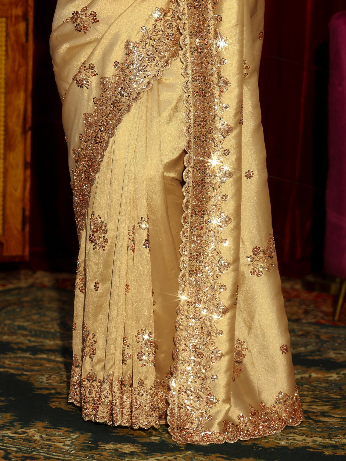 Mameraa Art Green Floral Sequins Embellished Tissue Saree