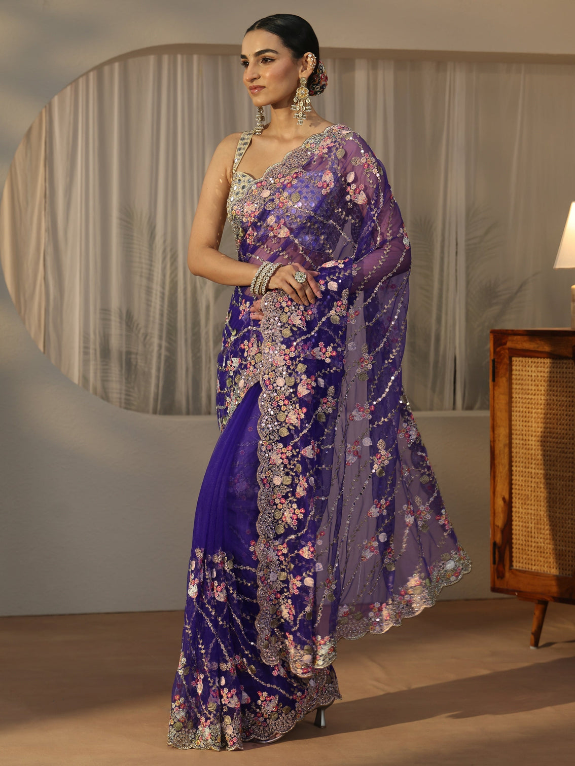 Mameraa Art Purple Floral Embellished Net Saree
