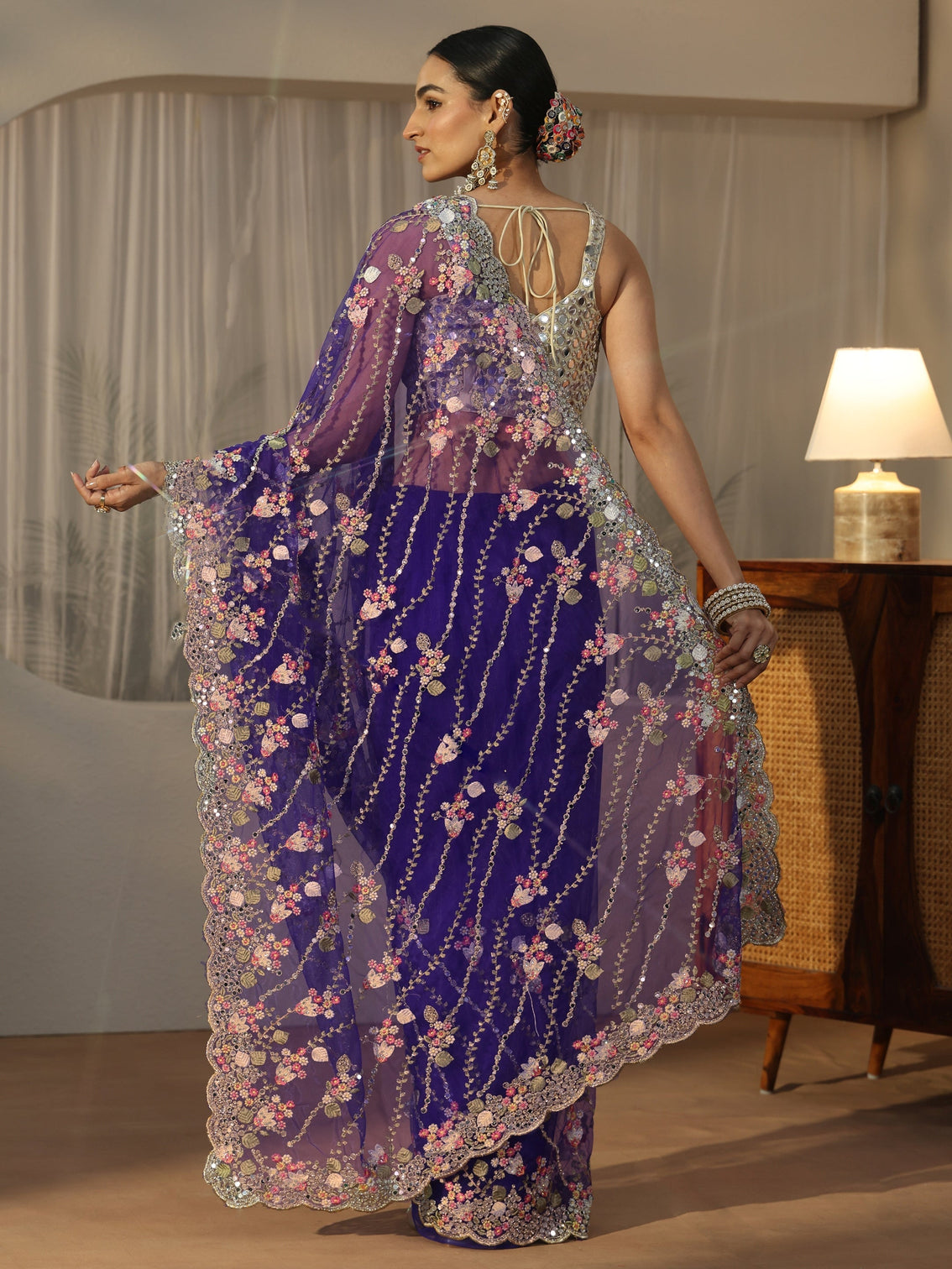 Mameraa Art Purple Floral Embellished Net Saree