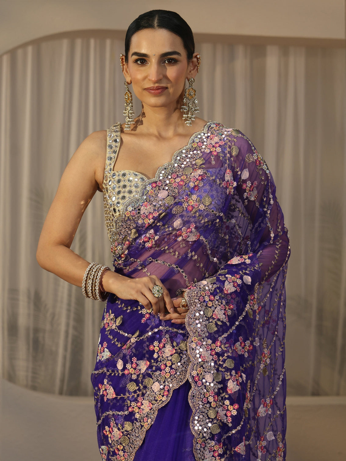 Mameraa Art Purple Floral Embellished Net Saree
