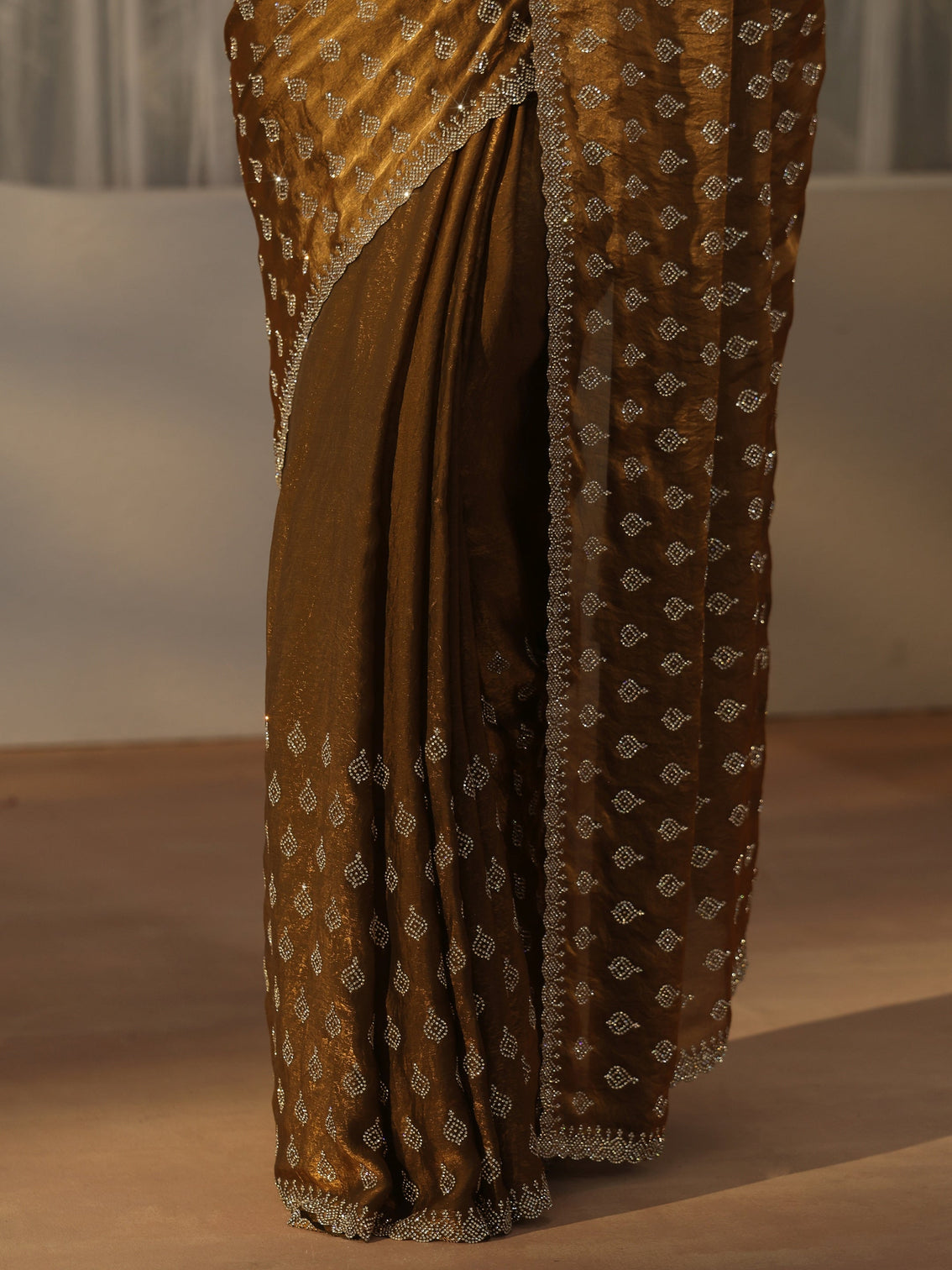 Mameraa Art Henna Green Embellished Tissue Saree