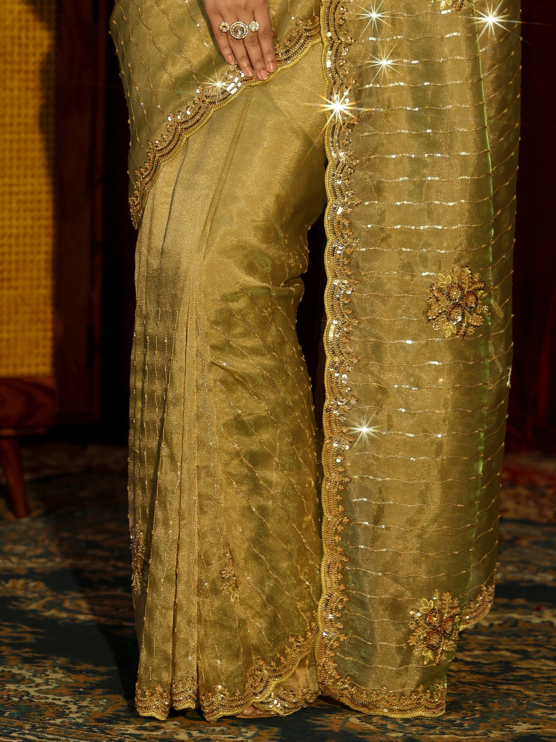 Mameraa Art Green Embellished Tissue Saree