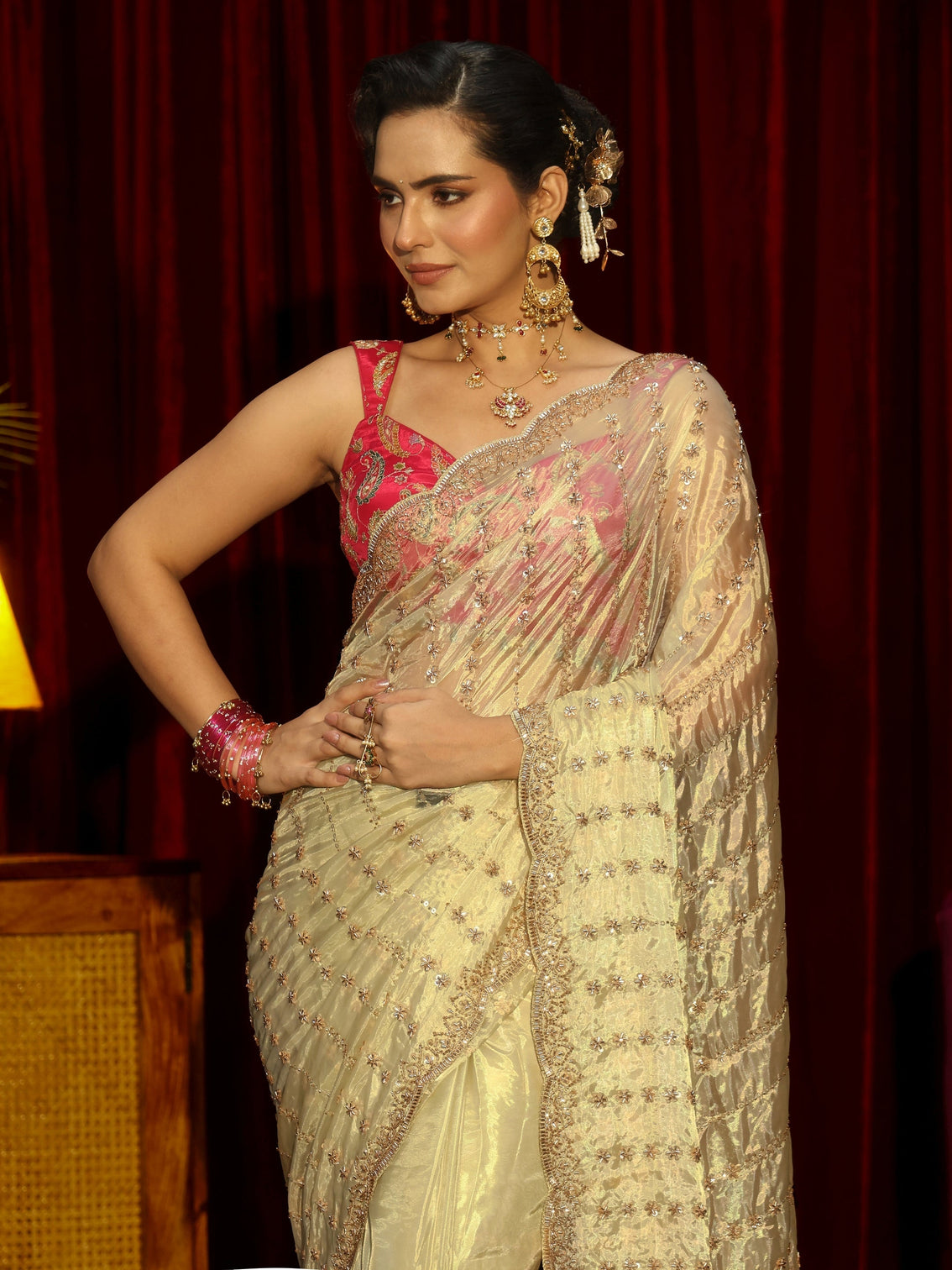 Mameraa Art Green Embroidered Tissue Saree