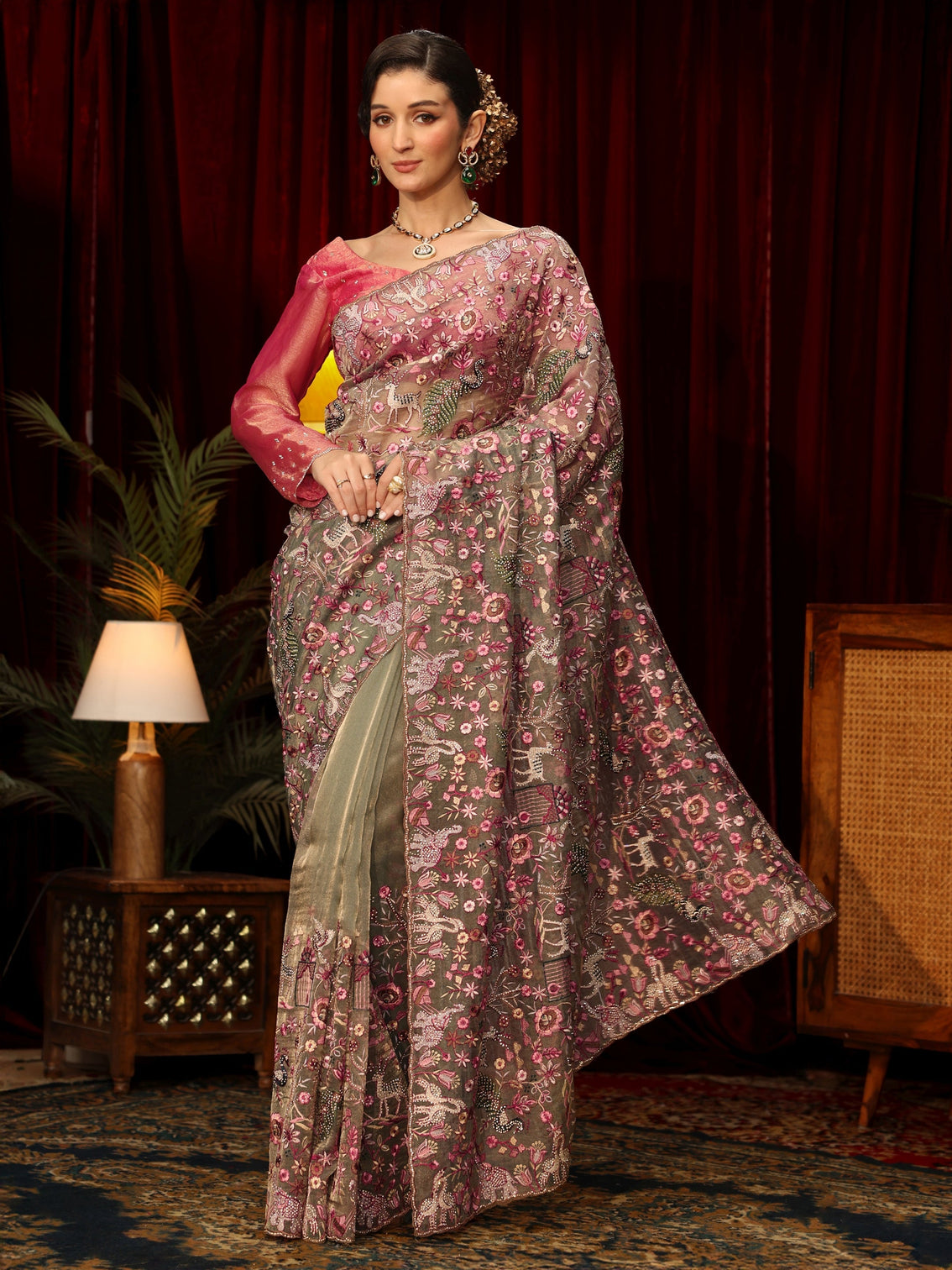 Mameraa Art Green Floral Embroidered Tissue Saree