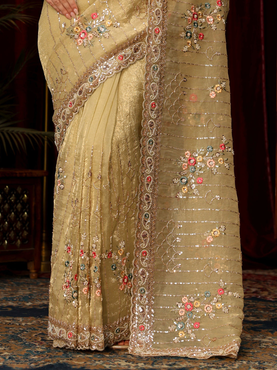 Mameraa Art Green Floral Embellished Tissue Saree