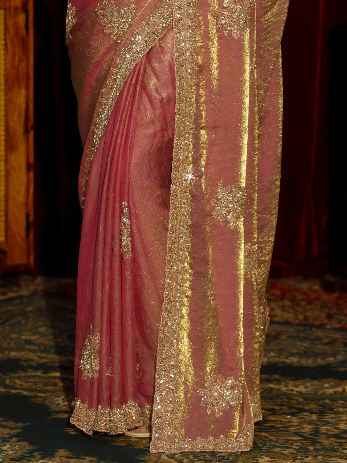 Mameraa Art Dusty Rose Pink Floral Embellished Tissue Saree