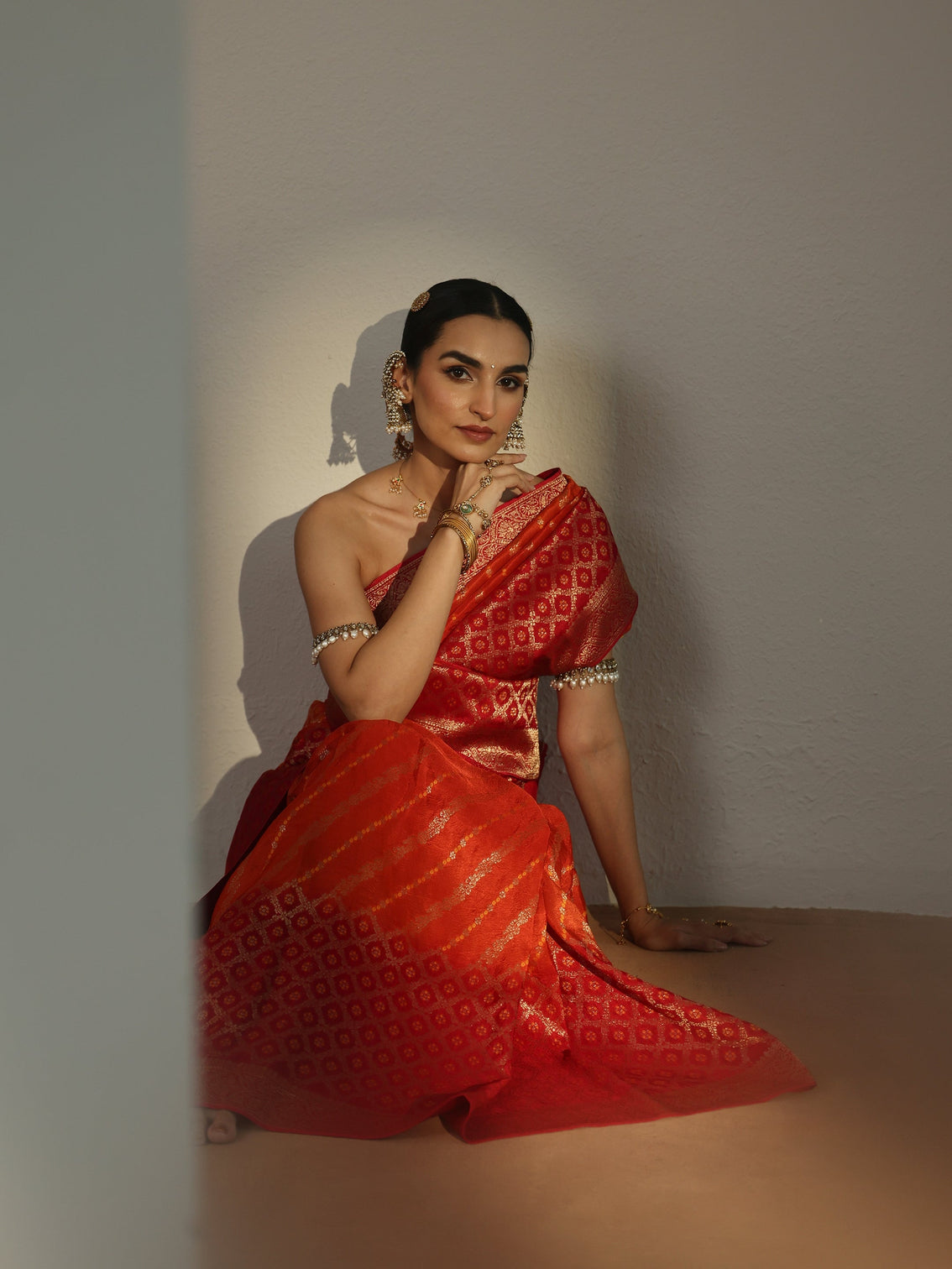 Mameraa Art Ombre Red and Orange Woven Design Silk Blend Saree