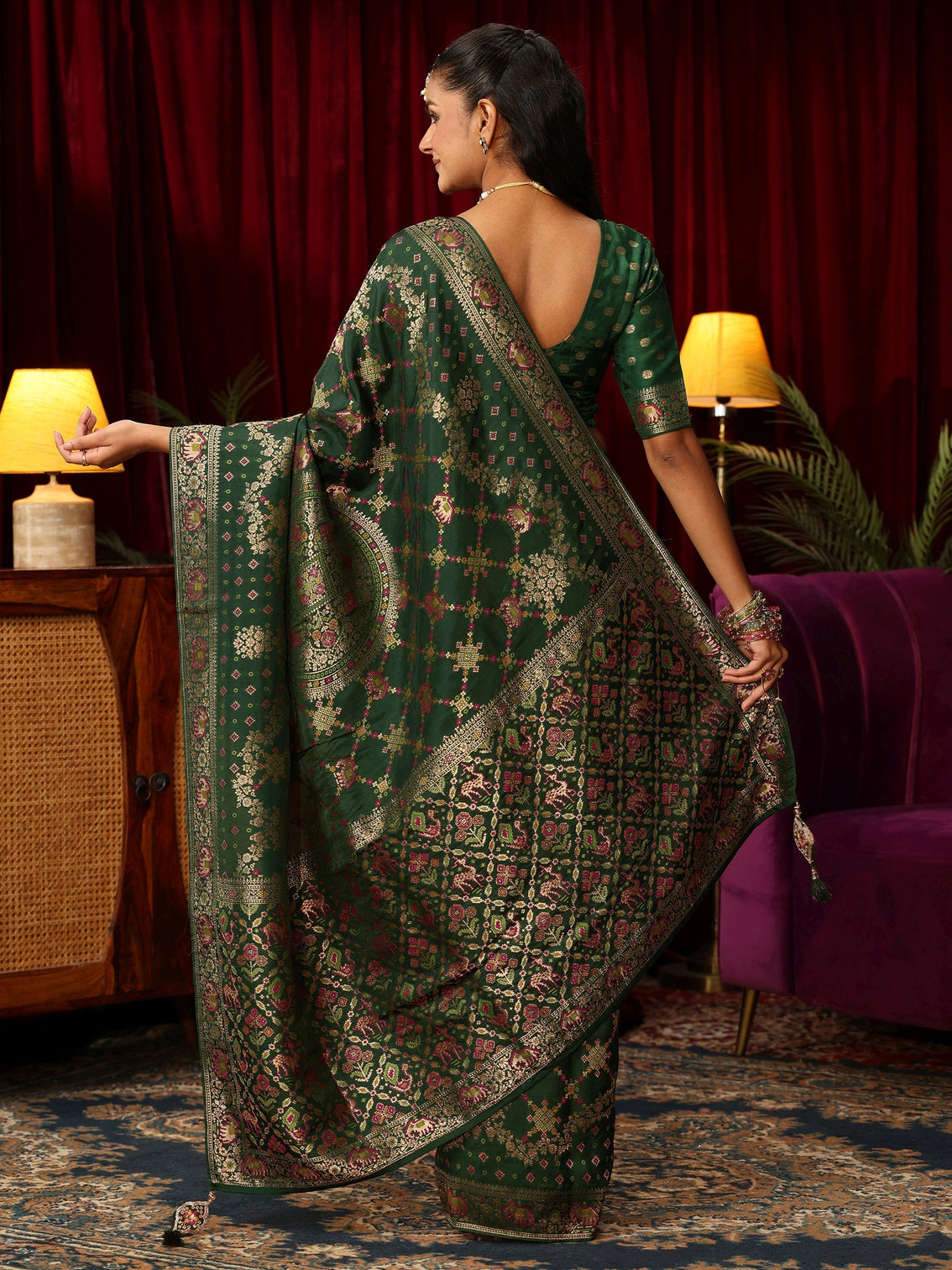 Mameraa Art Ombre Emerald Green Silk Blend Saree with Patola Pallu