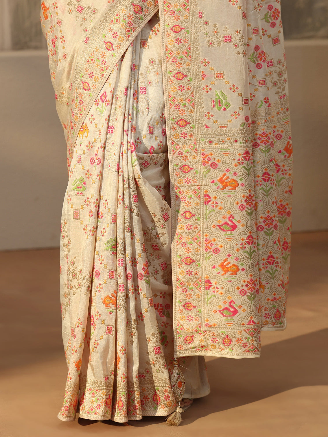 Mameraa Art Cream Woven Design Silk Blend Saree