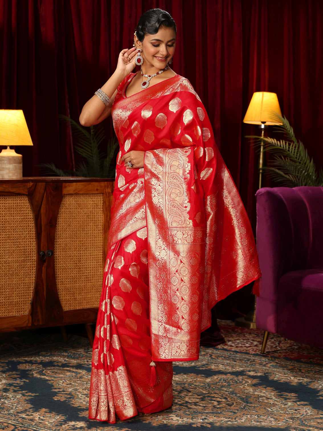 Mameraa Vermillion Red Woven Design Silk Blend Saree